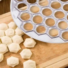 37 Löcher Pelmeni Knödel DIY Teigtaschen Gebäck Küche Werkzeuge.Form Maker Home