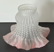 Jugendstil Lampenschirm Blütenform, Glas weiß/rosa .