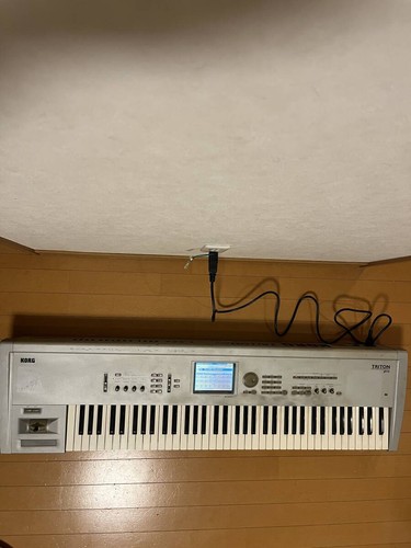 Korg synthesizer triton - synthesizer,