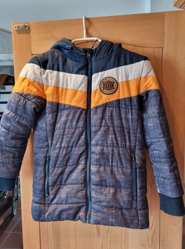 Winterjacke gefüttert