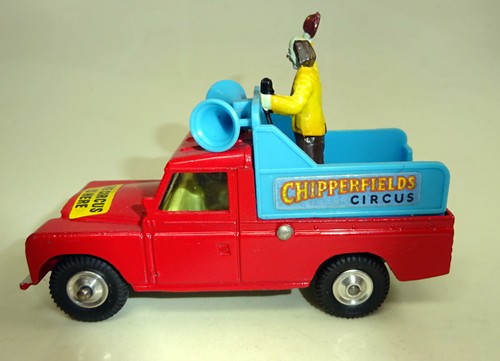 Corgi 487 land rover red - 487,