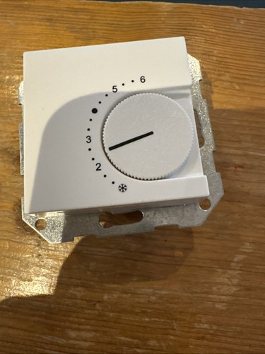 Gira thermostat typ - thermostat, 0391xx