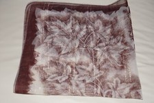 Tuch - durchsichtig mit Lurexgoldstreifen   67x 65 cm