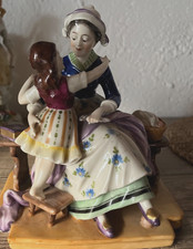 Antike Porzellanfigur