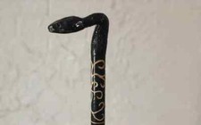 Handgefertigte Kobra Schlange