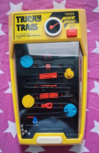 Vintage tomy tricky - tomy, traps