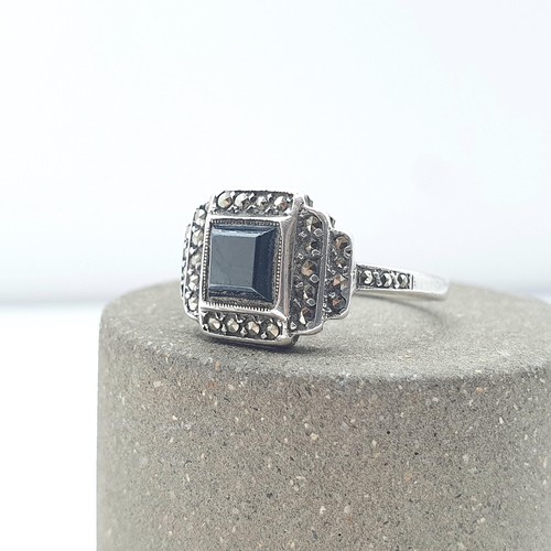 Antiker art deco - ring, massiv