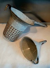 Uralte Emaille Trichter Sieb Vintage Dekostück shabby Landhaus