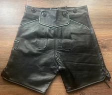 Wertige sehr schöne kurze Glattlederhose in Schwarz NEU Gr. M