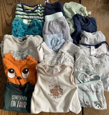 17 Teile Babykleidung Paket Gr. 68 Hose Body Strampler Sweatshirt T-Shirt (P1)