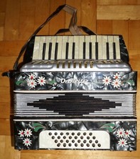 Akkordeon 32 Bässe "