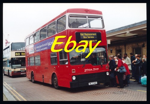 Busfoto mcw metrobus - metrobus,, white