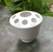 KPM Berlin Porzellan Blumensteckeinsatz für Blumenvasen weiss 1. Wahl   D9,5cm