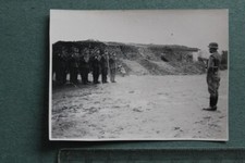 Foto Photo 133501 WW2 Häuser Bunker Netz getarnt Tarnnetz tarn camo camouflage