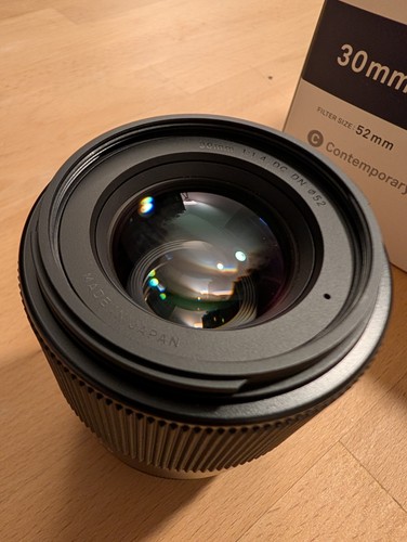 Sigma 30mm dn - sigma, objektiv