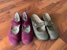 Zwei Halbschuhe-Ballernas