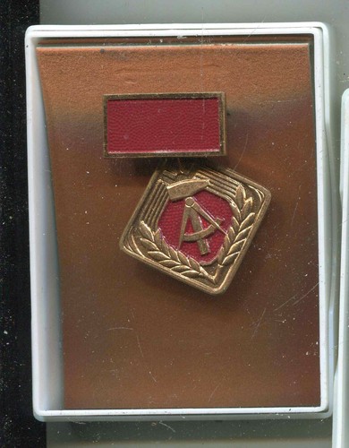 Ddr aktivist der - aktivist,