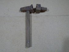 Schmiedehammer Schmiedewerkzeug Gesenke Warm Steckamboß. 25 x 25 mm