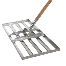 Rasenrakel Rakel zum Sanden