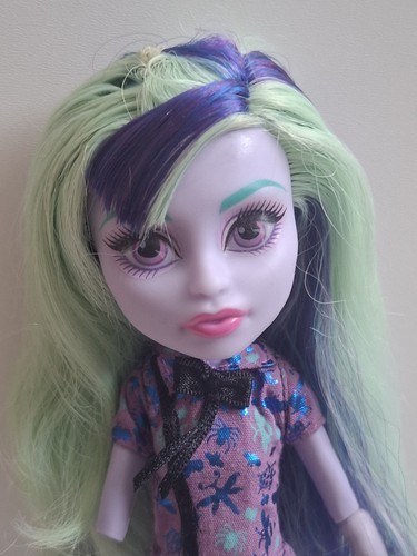 Monster high puppe - monster,