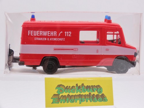 Revell praline 4318 mercedes - revell,