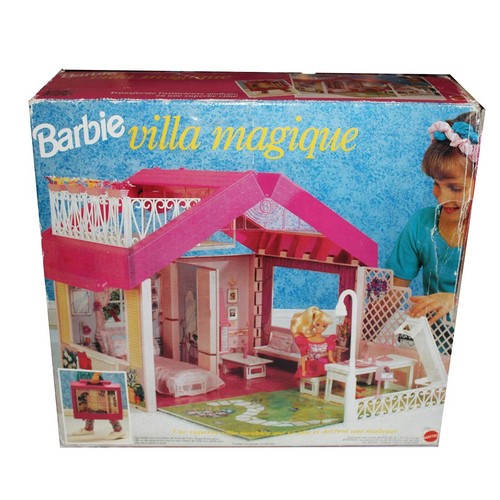 Barbie magic house - barbie, in