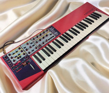 Nord Lead 2 Synth 49-Key