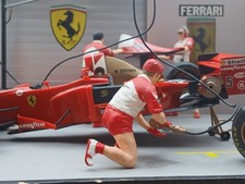 Ferrari Diarama 1.24th Hand