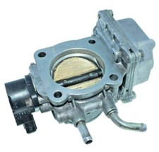 Mitsubishi Carisma Space Star 1.8 GDI Drosselklappe EAC60-002 Throttle 