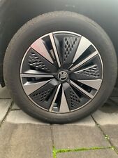 4 Goodyear Efficient Grip performance