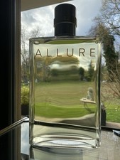 Chanel Allure Factice - 34cm