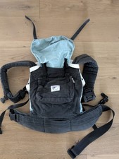 Ergobaby Classic Carrier mit Neugeborenen-Einsatz