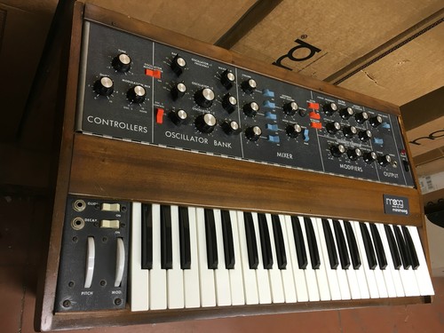 Original vintage moog - moog, minimoog