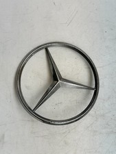 Mercedes W123 Stern Emblem 1267580058 K462