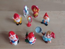 ♥️ Ü-Ei Konvolut Figur Weihnachtszwerge Morgenmuffel + Lara Laufsteg mit Spiegel
