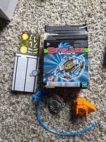 Beyblade force dragoon - v,