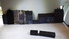 Relief Häuser aus Papier, Rückwand für die Modellbahn
