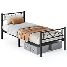 Bett, 90 x 200 cm, aus Metall