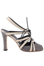 Manolo Blahnik Grau Leder