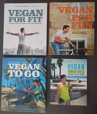 4 Kochbücher von Attila Hildmann; Vegan for Fit/ ...Fun/ ...To Go/ ... Smoothies