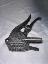 B1 VINTAGE KNOBLAUCHPRESSE /