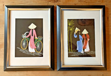 2 asiatische Stickbilder, gerahmt | Frauenmotive | Stoffbild, Stickerei