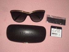 schicke Sonnenbrille von