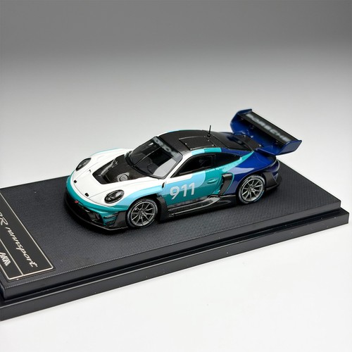 Hkm blau weiß 911 - hkm, 1:64