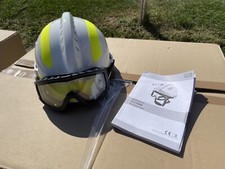 MSA GALLET F2 X-TREM Helm weiß mit gelben Reflexstreifen und Brille