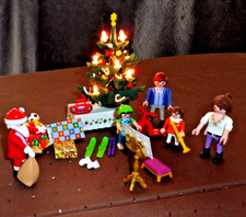 Playmobil 3931 Heiligabend  (Baum leuchtet, Batterien inkl.)