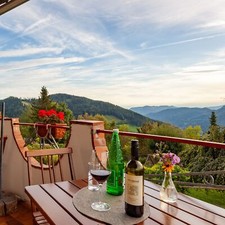 Top Reise Deal Bio Hotel Österreich | Urlaub Mittelkärnten 3 Tage für 2 Personen