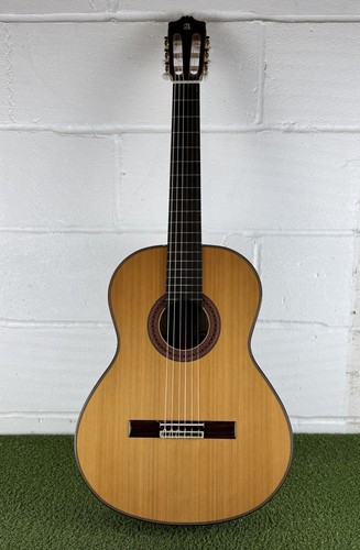 Alhambra classical guitar - 7p,
