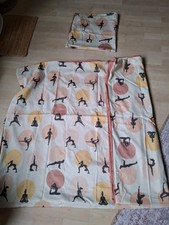 Neuwertige Bettwäsche  135 X 200 / 80 X80 100% gekämmte BW Yoga v. Dormabell Hom