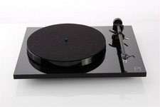 REGA Plattenspieler Planar 1
